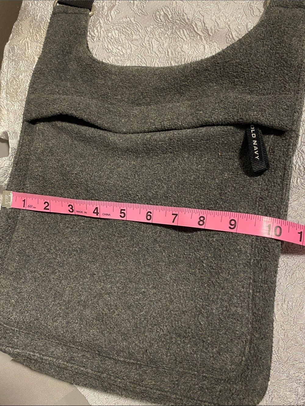 Old Navy Cross body Fleece Purse - Picture 5 of 9